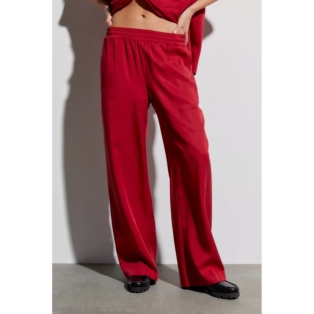 NWT Bobblehaus x‎ Urban Outfitters Exclusive Tencel Pull-On Pants Red Size Large